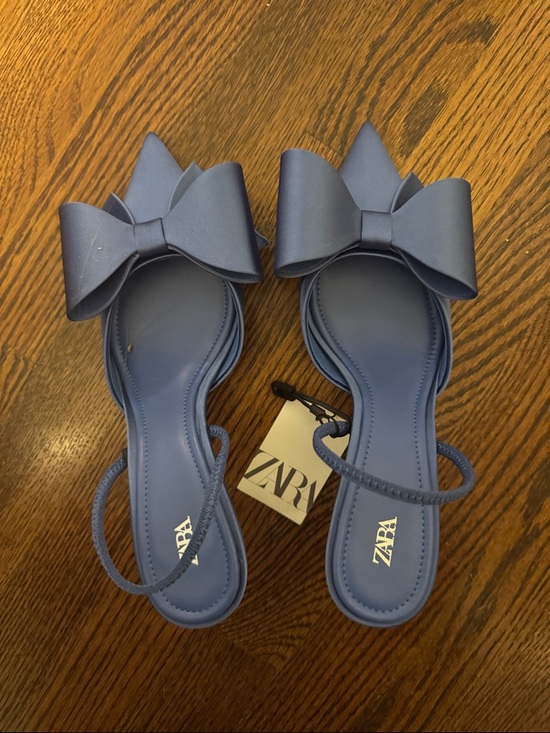 Zara Shoes - Zara Navy Blue Bow-Front Slide Mules